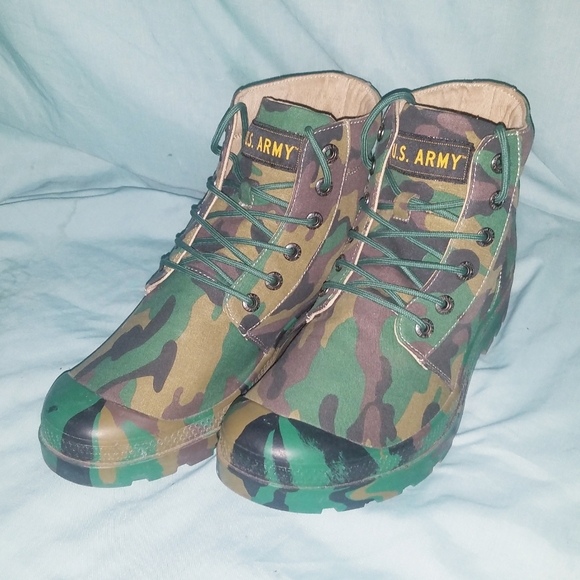 U.S. Army Hi Top Camo/Camoflage Boots Shoes Mens Size 10.5 New Condition No Box - Picture 1 of 10